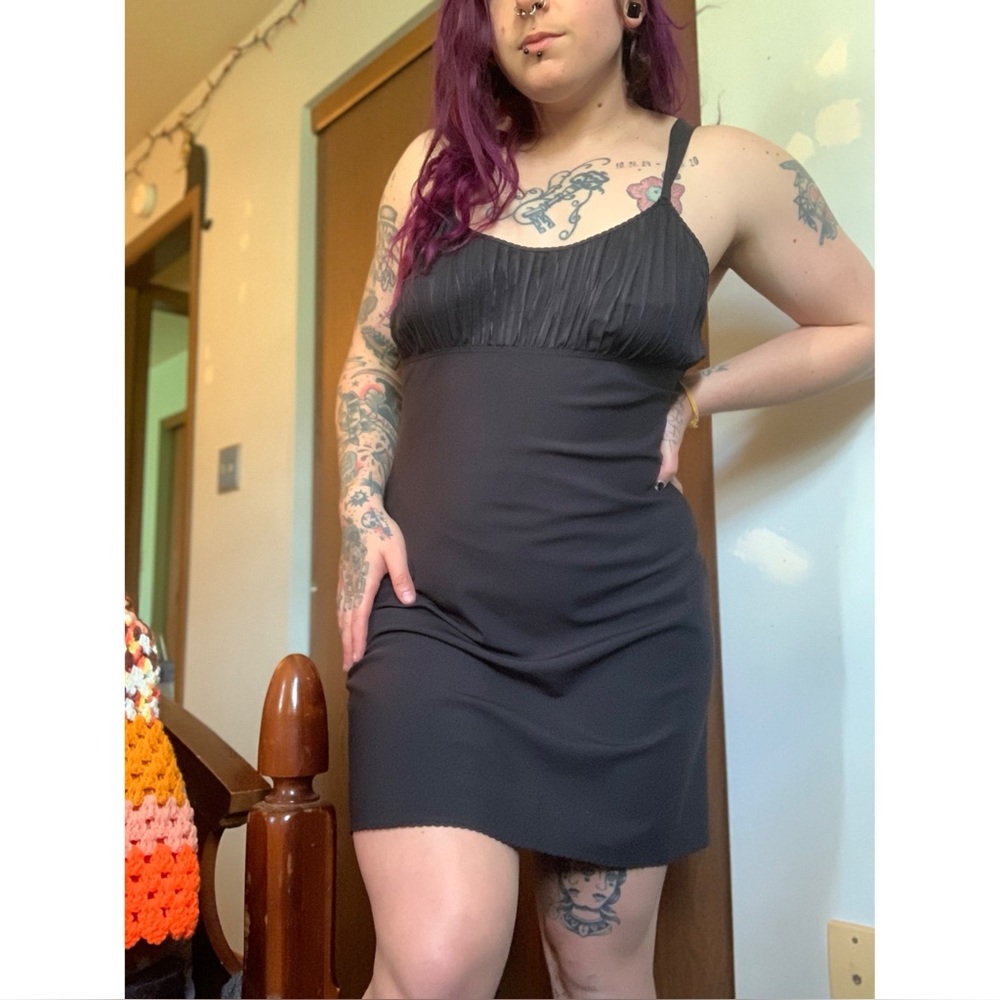 VTG Vanity Fair black nightgown